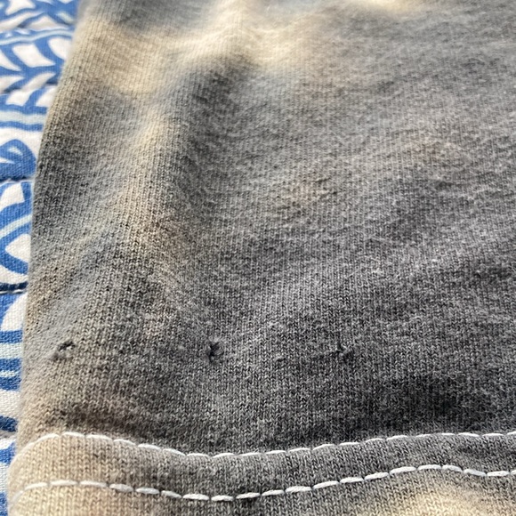 KISS distressed t-shirt, XL - Picture 6 of 8